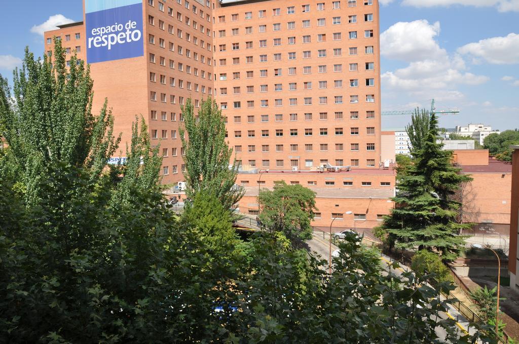 Hostal Ramon Y Cajal Valladolid Exteriör bild