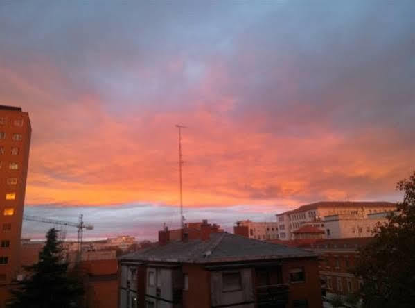Hostal Ramon Y Cajal Valladolid Exteriör bild