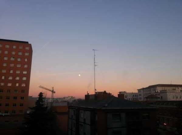 Hostal Ramon Y Cajal Valladolid Exteriör bild
